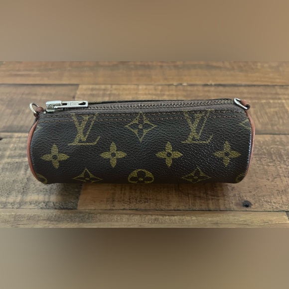 Louis Vuitton Monogram Papillon Pochette Mini - Picture 3 of 12